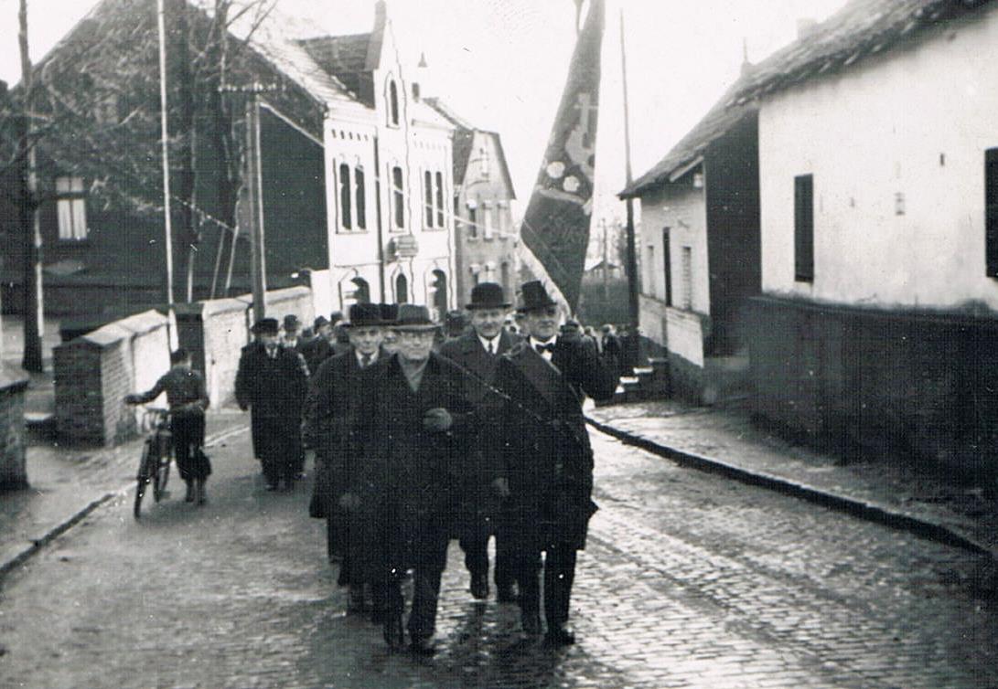 Festumzug MGV ohne Jahresangabe (Foto von Jakob Klug)