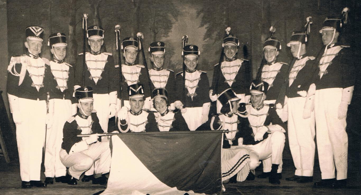 Husaren-Tanzchor der KG Blau-Weiss Fischenich 1957 (Foto von und mit Jakob Klug)